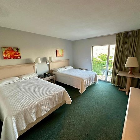 Hotel Chateaubleau Coral Gables Bagian luar foto