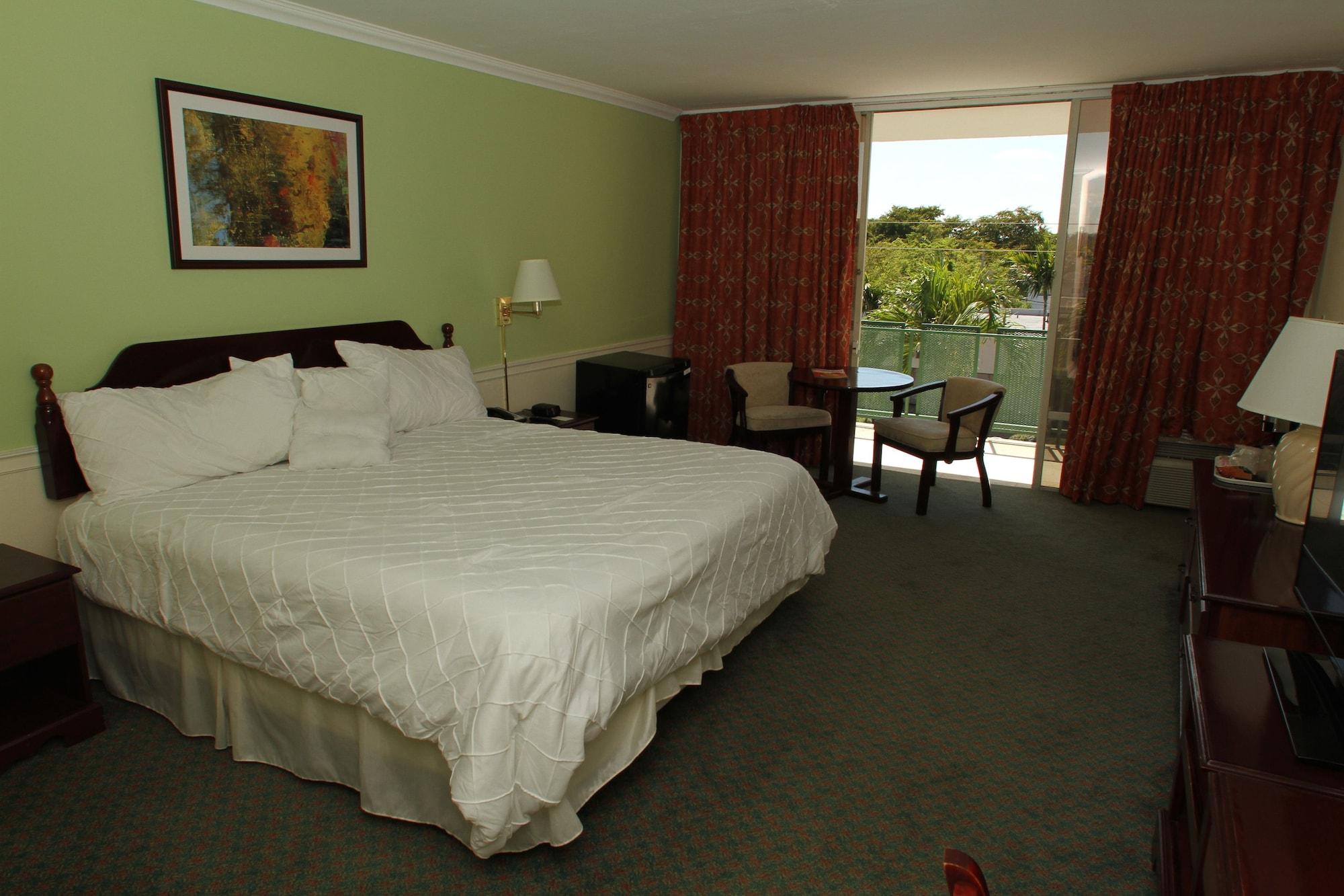Hotel Chateaubleau Coral Gables Bagian luar foto